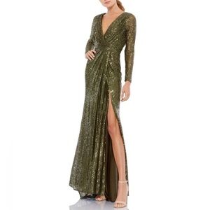 NWT Ieena for MAC DUGGAL Sequined Long Sleeve Floor Length Gown